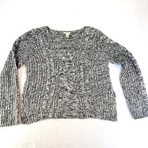 Forever 21 Cable Knit Sweater Woman's S 100% Acrylic Grey & Black w/ Jewel Neck